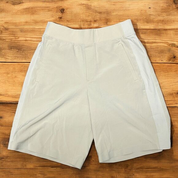 Athleta Shorts Womens Size 2 Beige BROOKLYN BERMUDA 9" Shorts Pull On Stretch - Picture 1 of 10